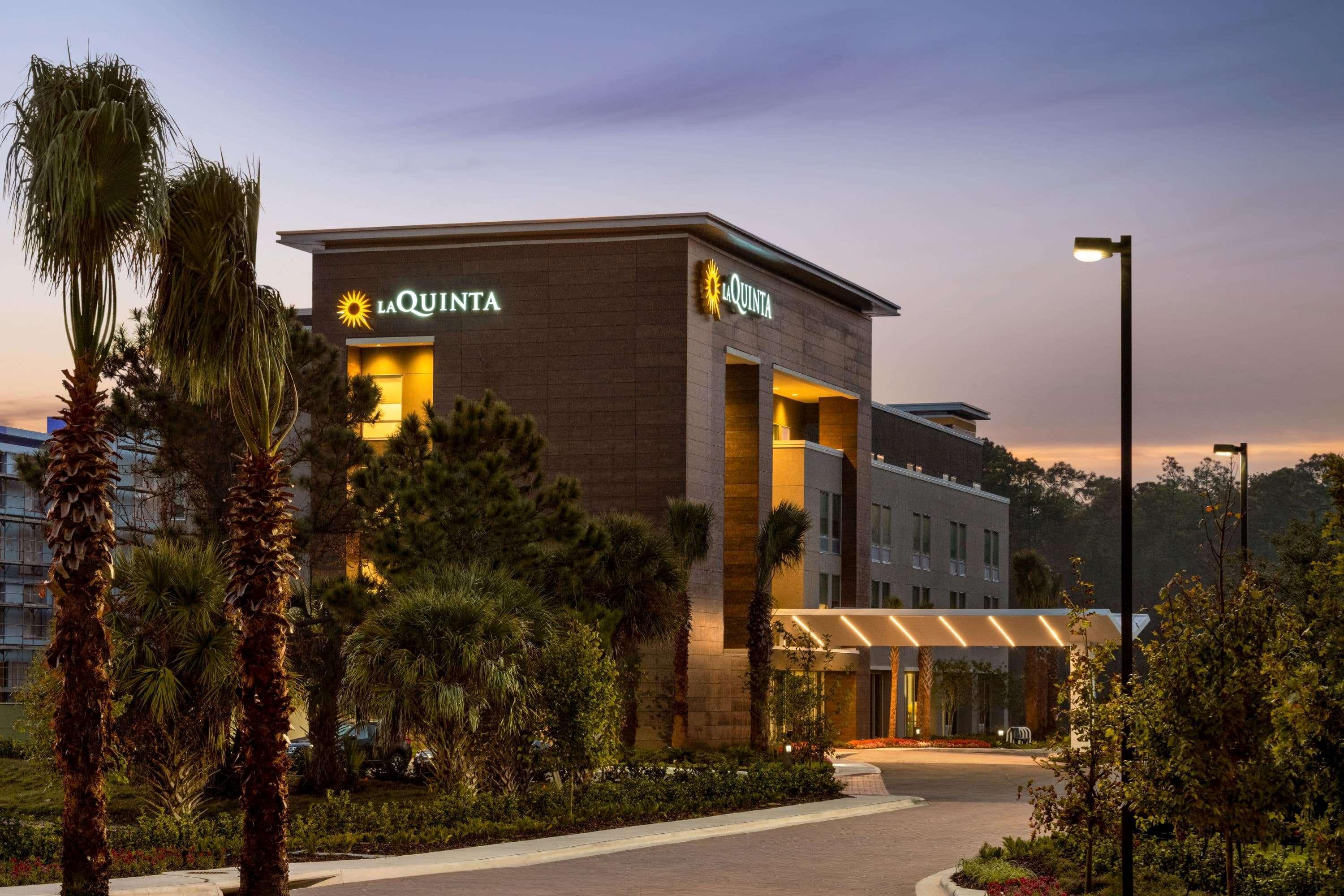 La Quinta Inn & Suites By Wyndham Orlando I-Drive Theme Parks Williamsburg Exteriér fotografie