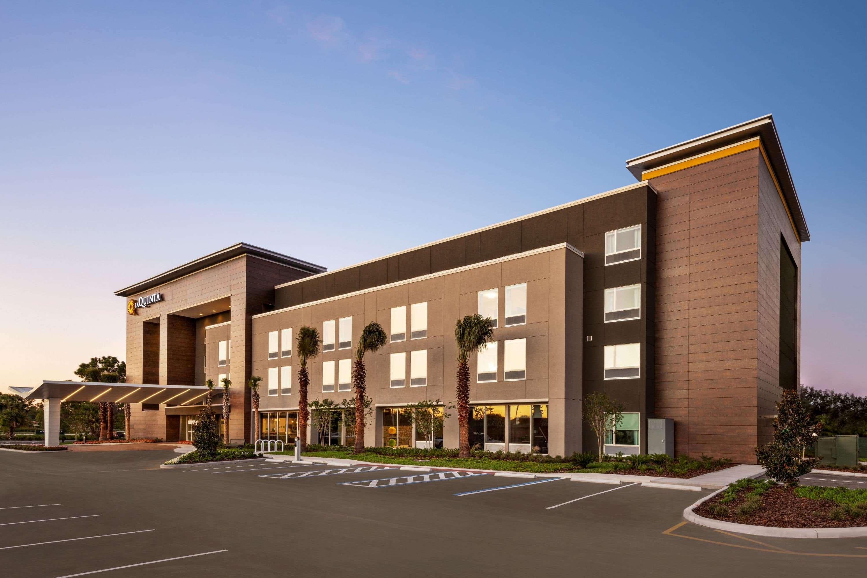 La Quinta Inn & Suites By Wyndham Orlando I-Drive Theme Parks Williamsburg Exteriér fotografie